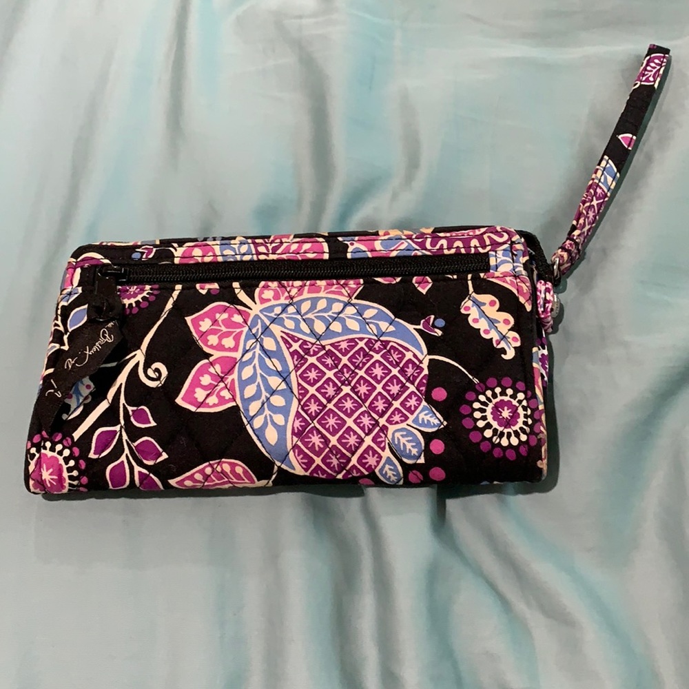 Vera Bradley wallet!!